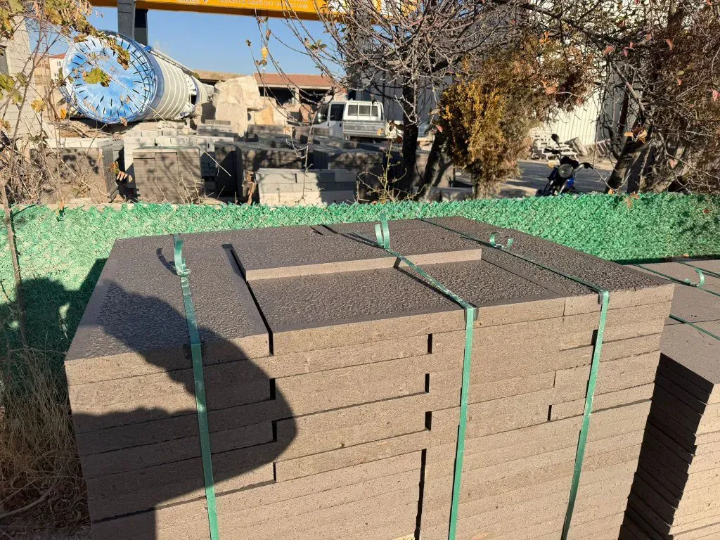 Su Yollu Mucartalı Andezit